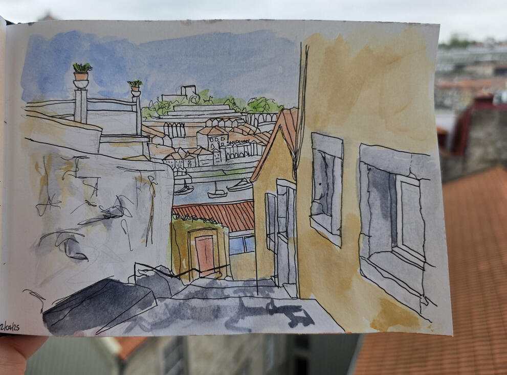 Streets of Porto, Watercolour and pen on paper, 21 x 14.5 cm Streets of Porto, Watercolour and pen on paper, 21 x 14.5 cm